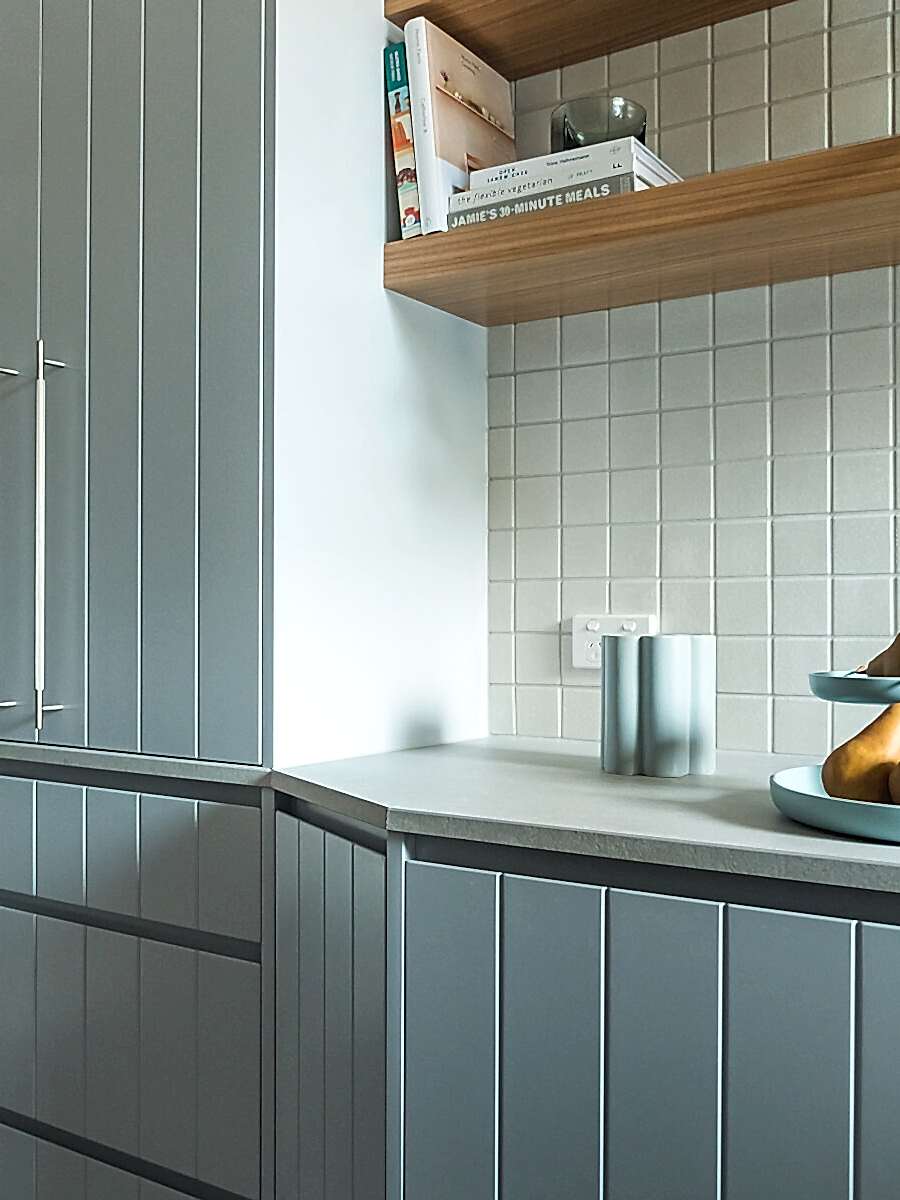 Eclectic-Creative-Brighton-Artdeco-apartment-kitchen