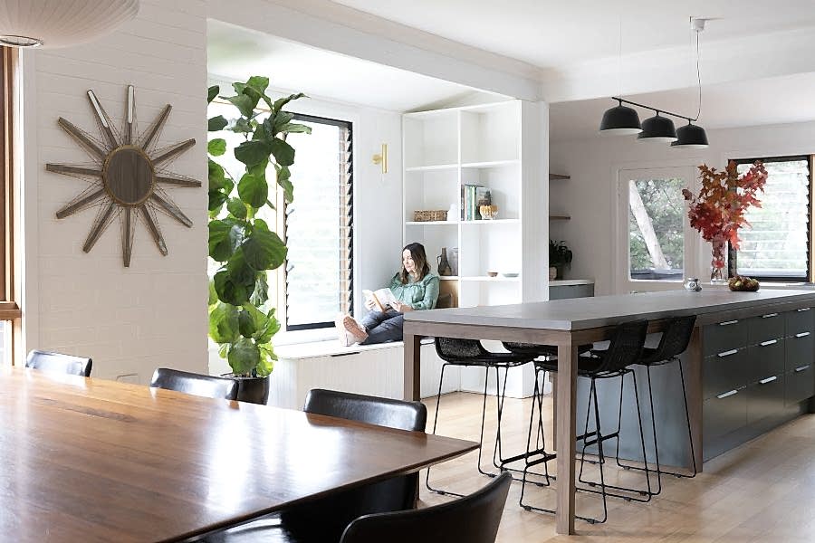 eclectic-creative-midcentury-home-interior-design-renovation