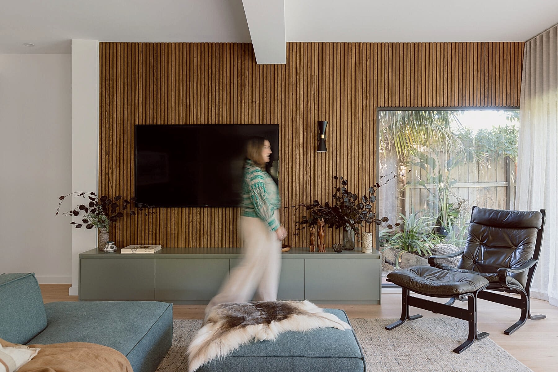 EclecticCreative_Beaumaris_midcentury-modern-interior-design