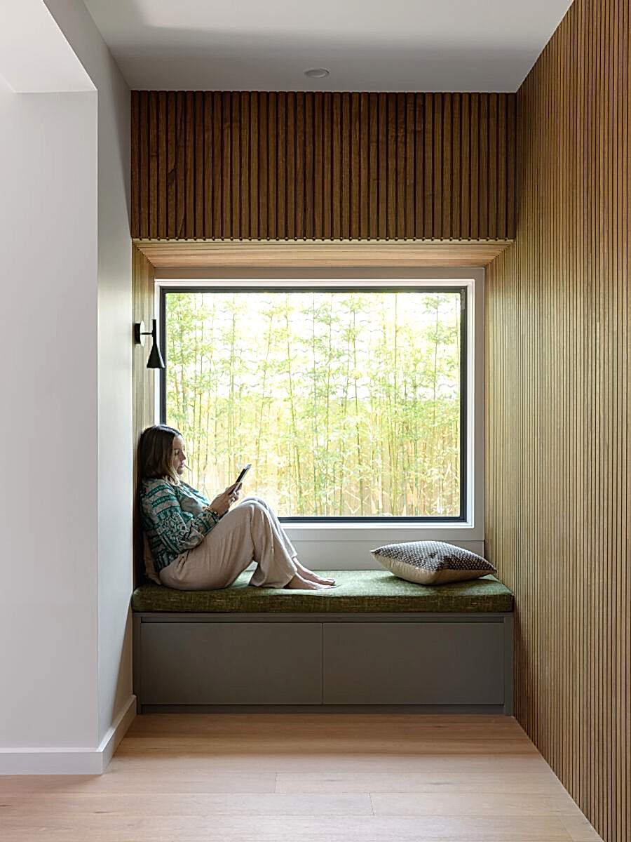 eclecticcreative-beaumaris-interior-design- windowseat