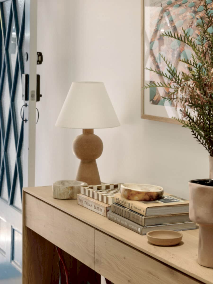 Eclectic-creative-hallway-console-styling