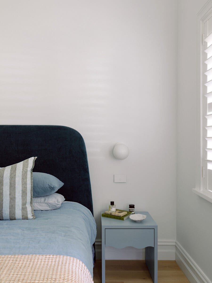 eclectic-creative-bedside-details